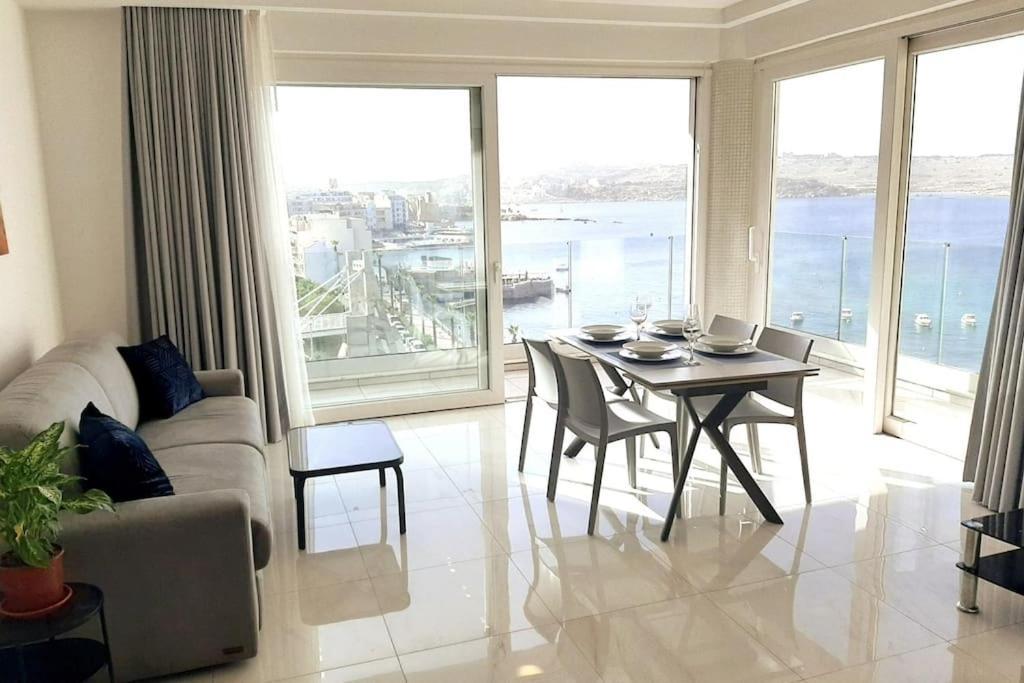 New Seafront Apartment - Spectacular Views St. Paul's Bay Esterno foto